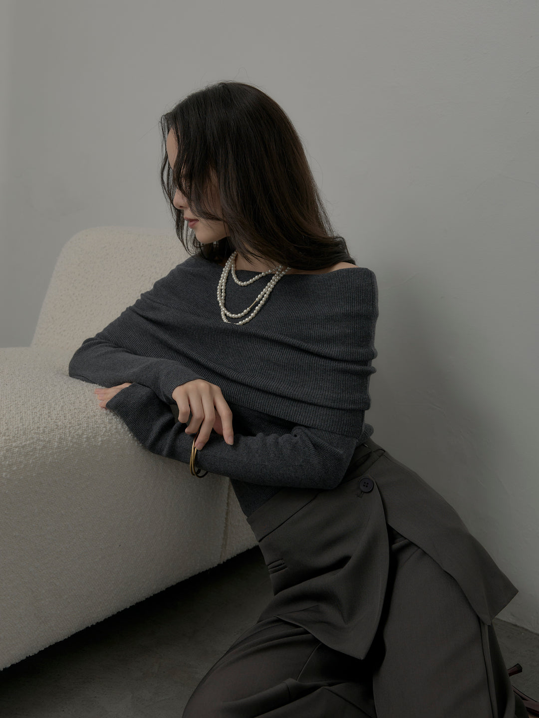 [予約]オフショルリブニットトップス