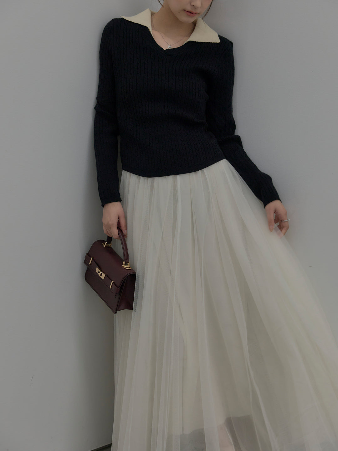 【SET】配色Vネックケーブルニットトップス+ボリュームチュールスカート(2set)