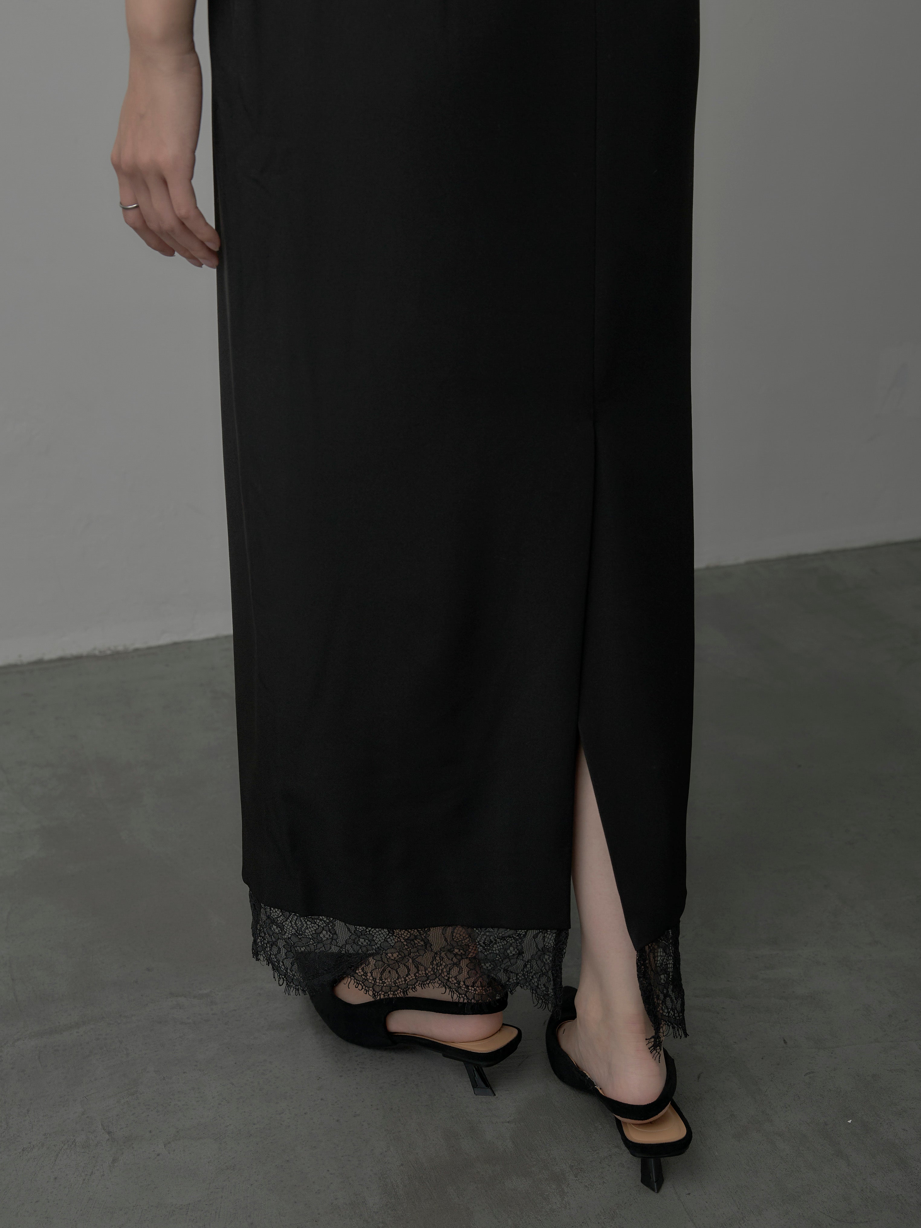 【極力24時間/匿名発送】nairo 裾レースパフスリーブワンピース Essential】裾レースパフスリーブワンピース – nairo