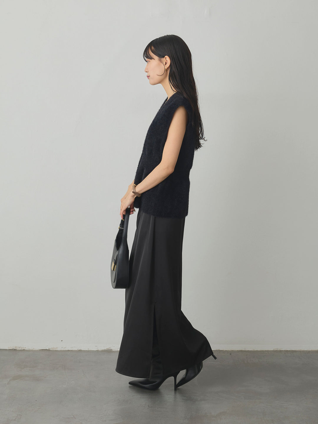 [予約]シャギーニットペプラムベスト