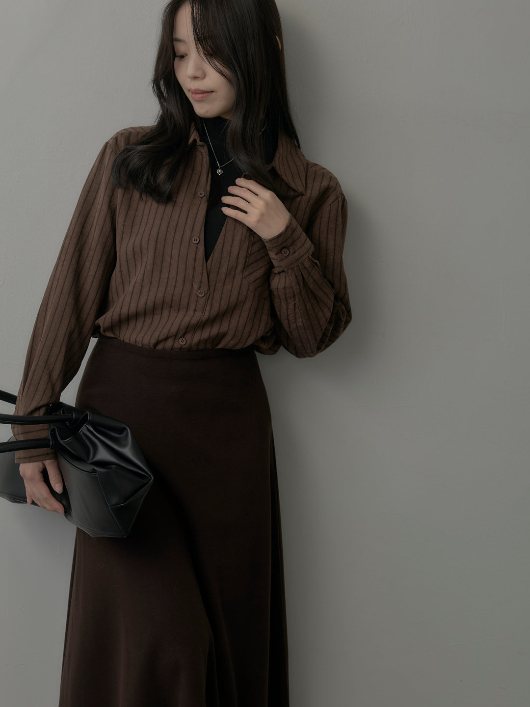 スエードタッチドッキングデザインストライプシャツ