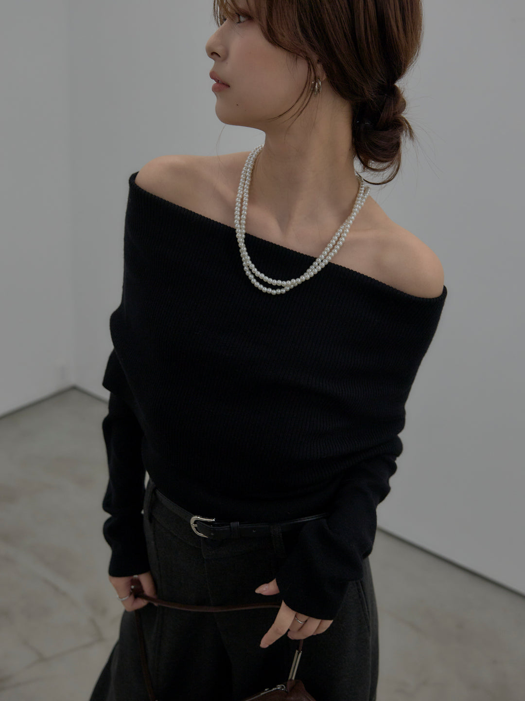 【SET】【premium touch】ソフトリブオフショルニットトップス+カーブデザインスウェットライクパンツ(2set)