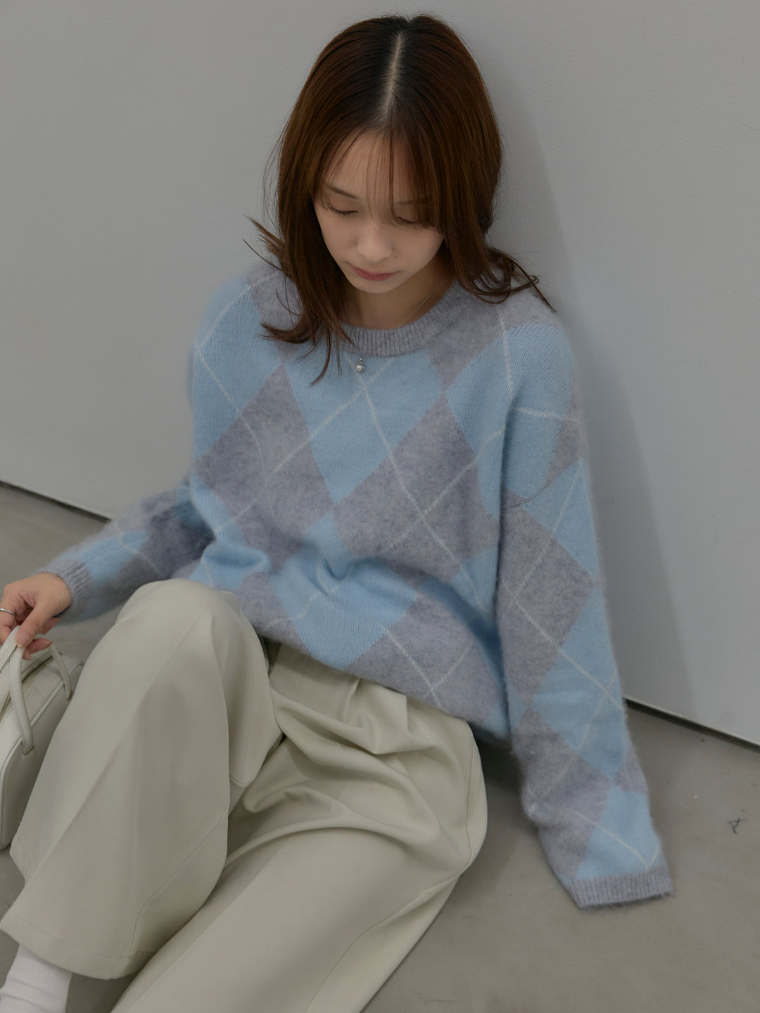 【premium touch】アーガイル柄ニットプルオーバー