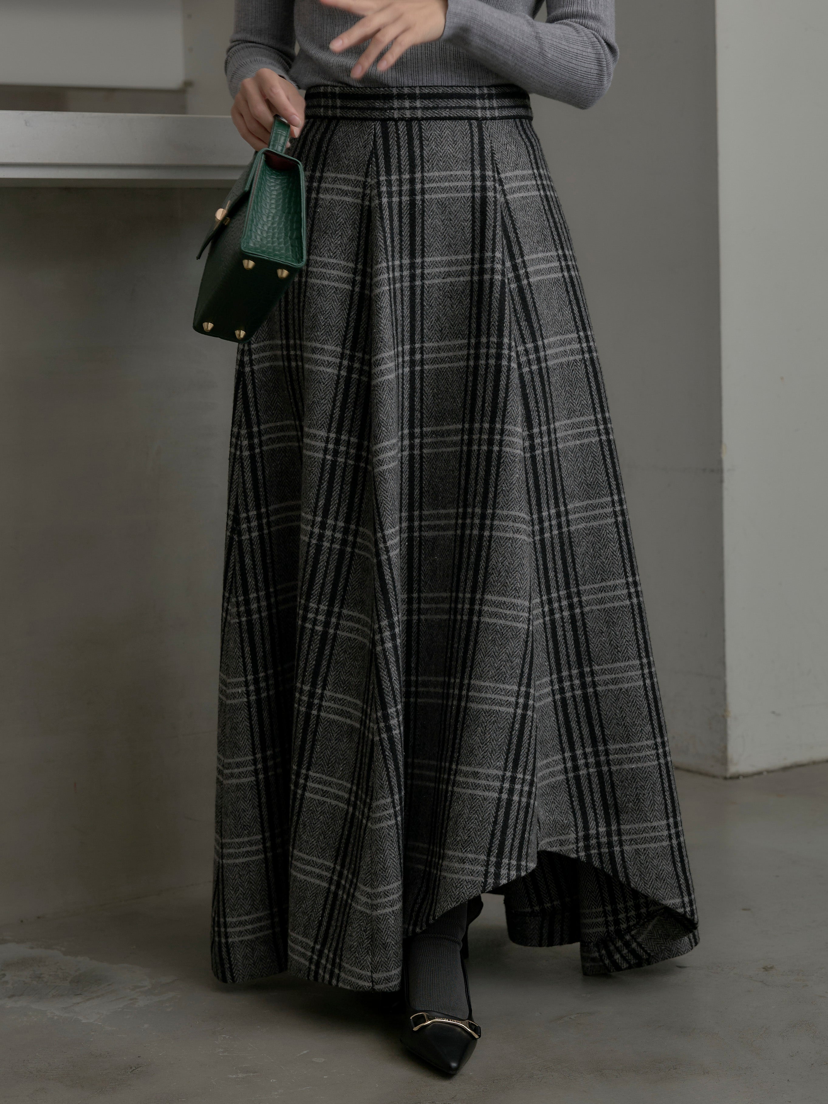 Essential】クラシカルチェックウールタッチスカート – nairo