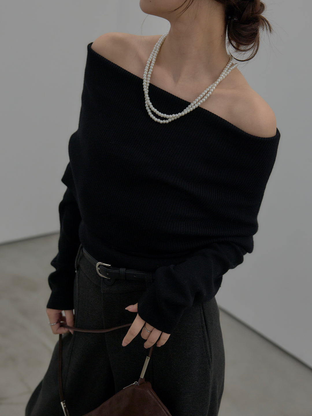 【SET】【premium touch】ソフトリブオフショルニットトップス+カーブデザインスウェットライクパンツ(2set)