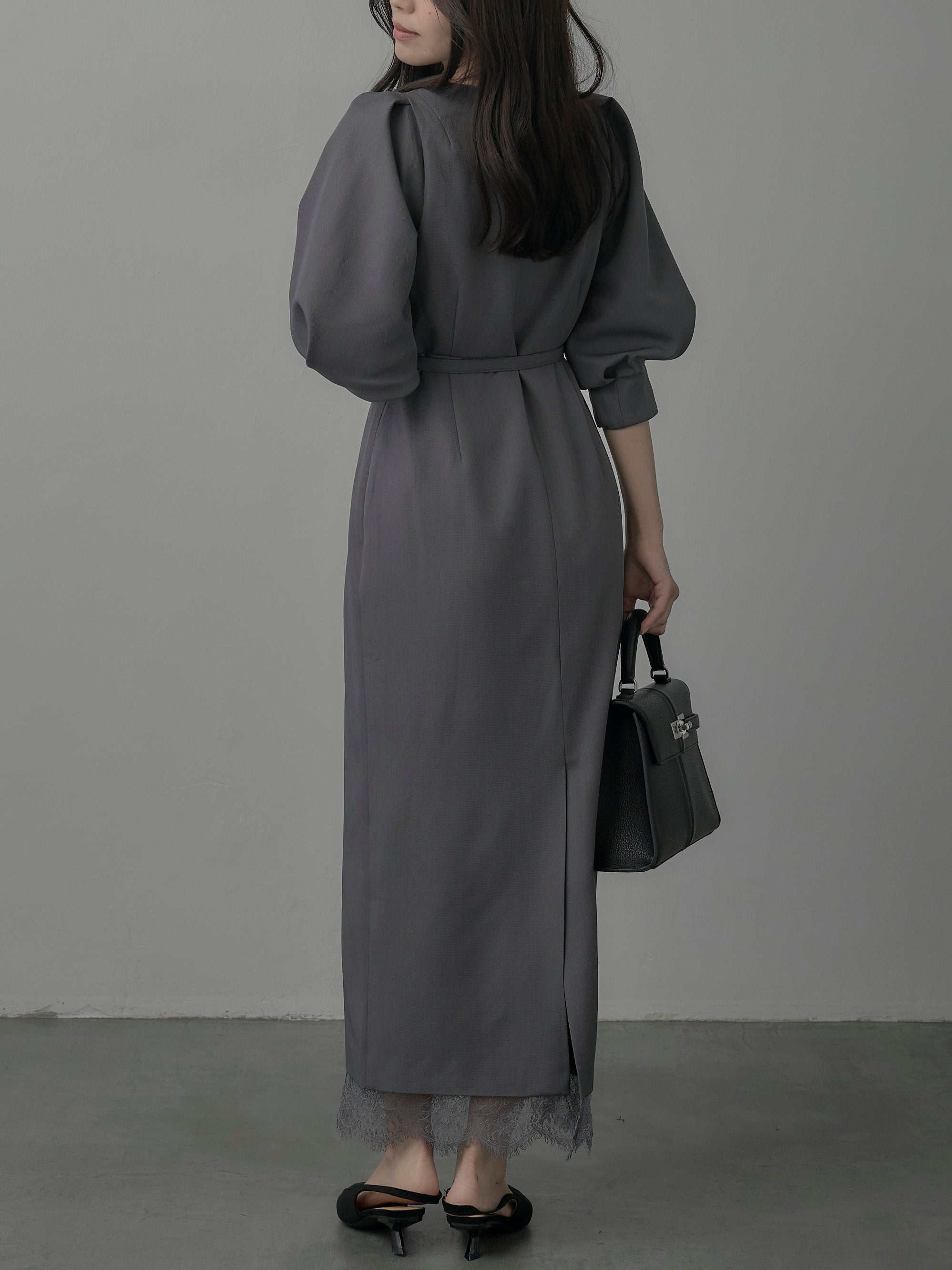 Essential】裾レースパフスリーブワンピース – nairo