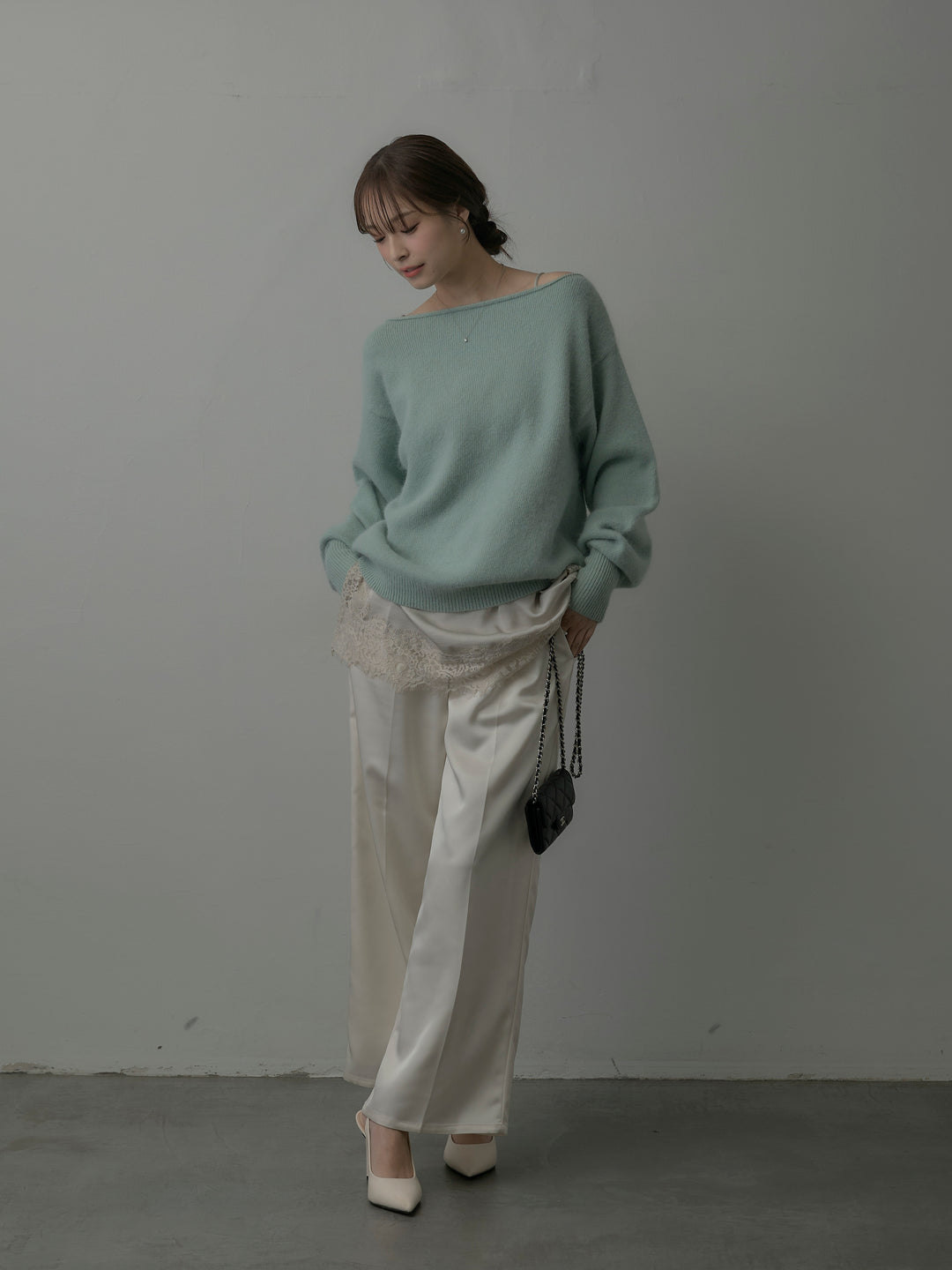 【SET】【premium touch】2wayショルダーニットプルオーバー+レースサテンキャミソール+【Essential】センタープレスサテンパンツ(3set)