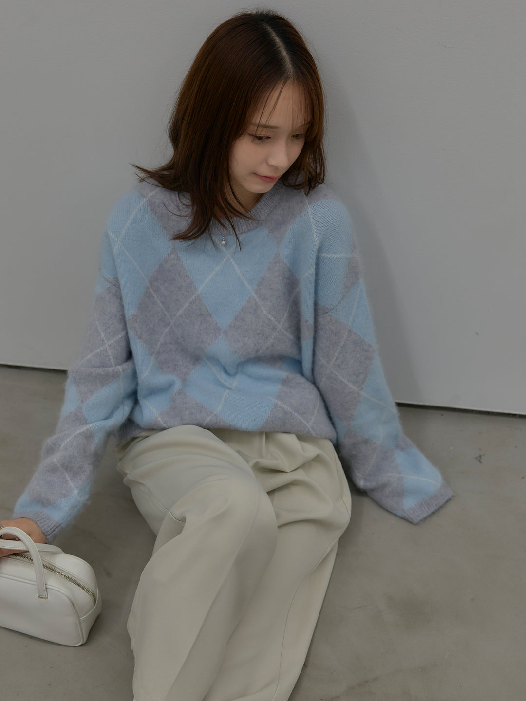 【premium touch】アーガイル柄ニットプルオーバー