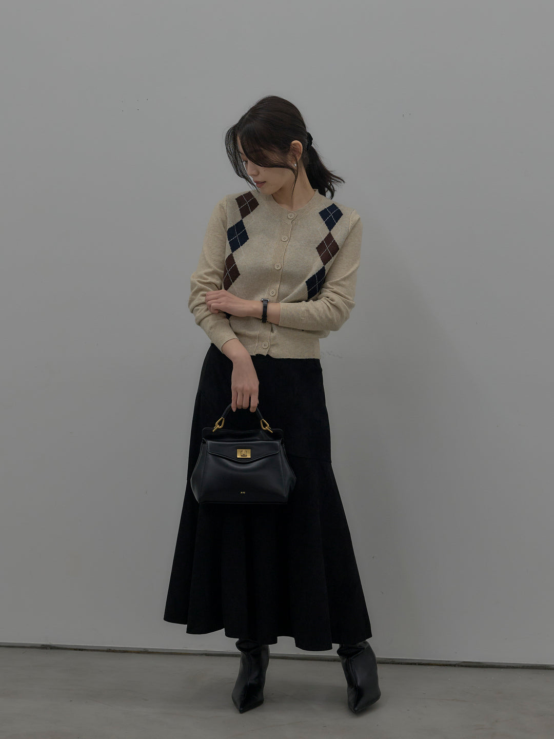 【SET】アーガイル柄ニットカーディガン+スウェードフレアスカート(2set)
