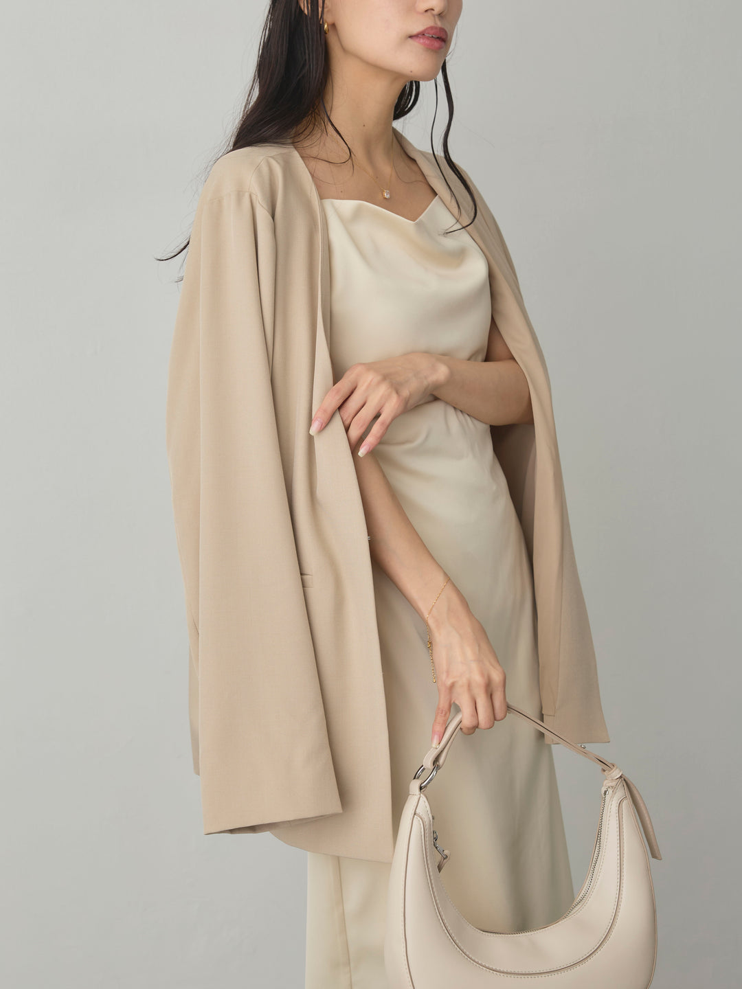 【SET】【Essential】フロントホックノーカラージャケット+【Essential】サテンドレープキャミワンピ(2set)