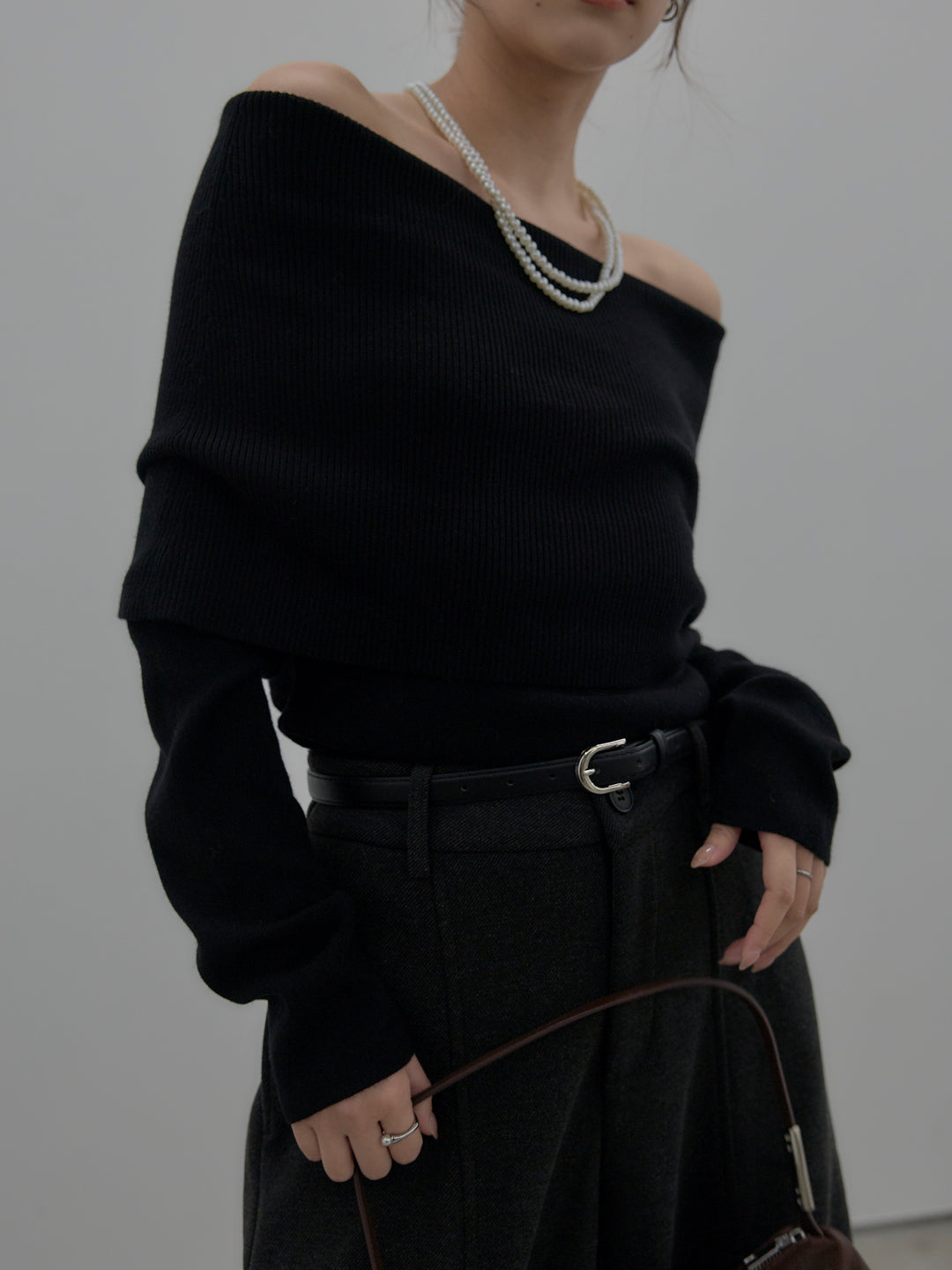 【SET】【premium touch】ソフトリブオフショルニットトップス+カーブデザインスウェットライクパンツ(2set)