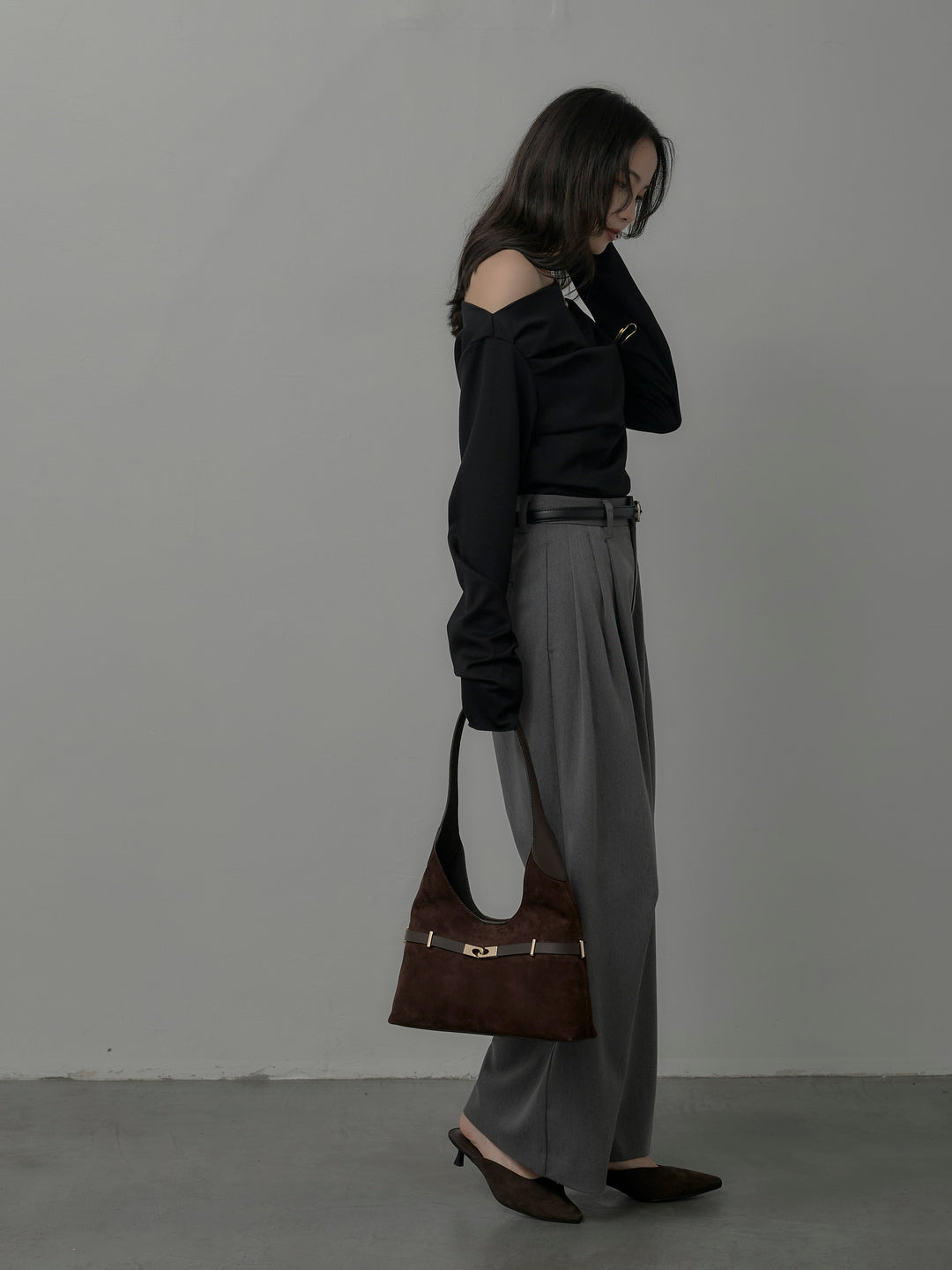 【SET】【Essential】2wayショルダードレープカットトップス+【Essential】３タックスラックス(2set)