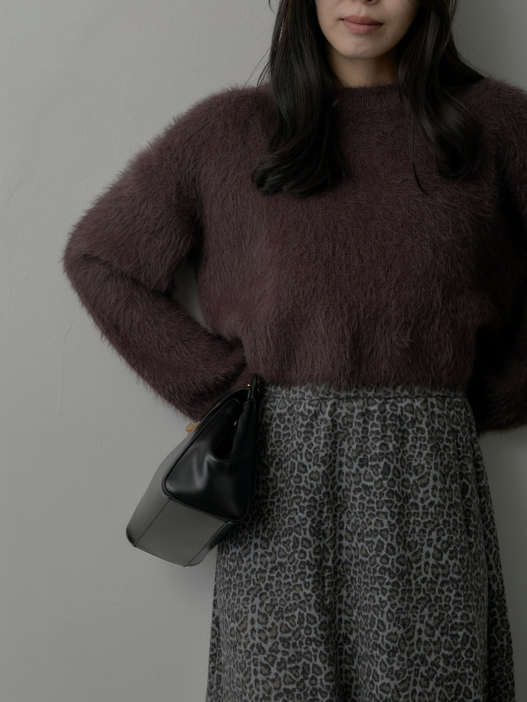 クロップドシャギーニットトップス