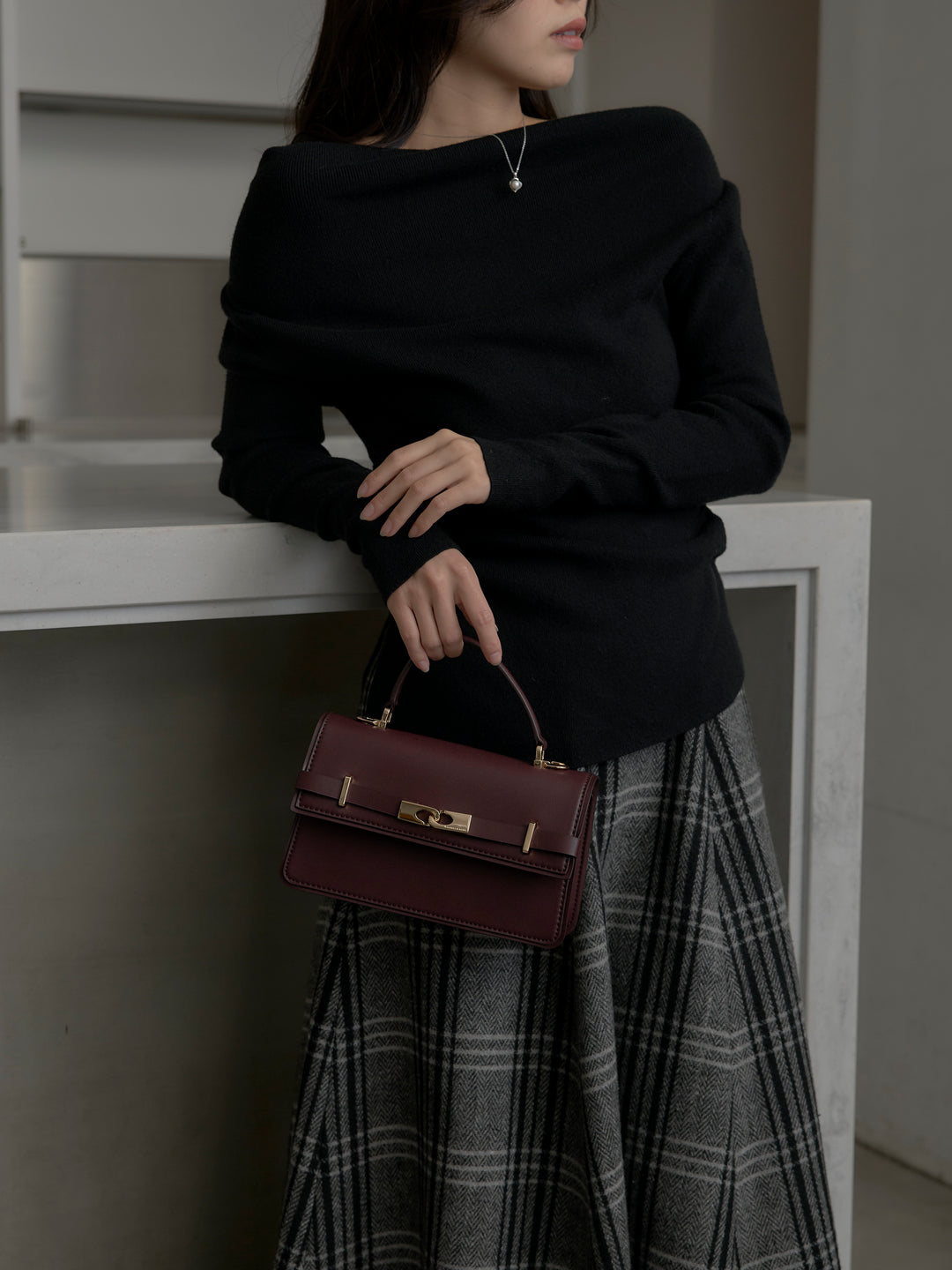 【SET】サイドスリットボートネックニットトップス+【Essential】クラシカルチェックウールタッチスカート(2set)