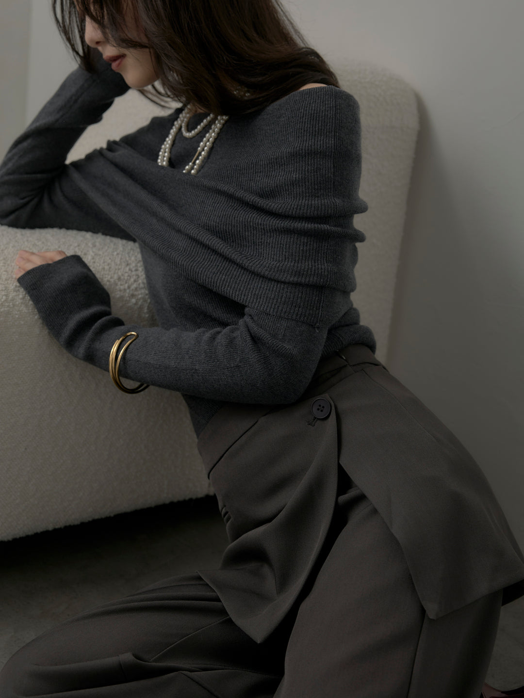 [予約]オフショルリブニットトップス