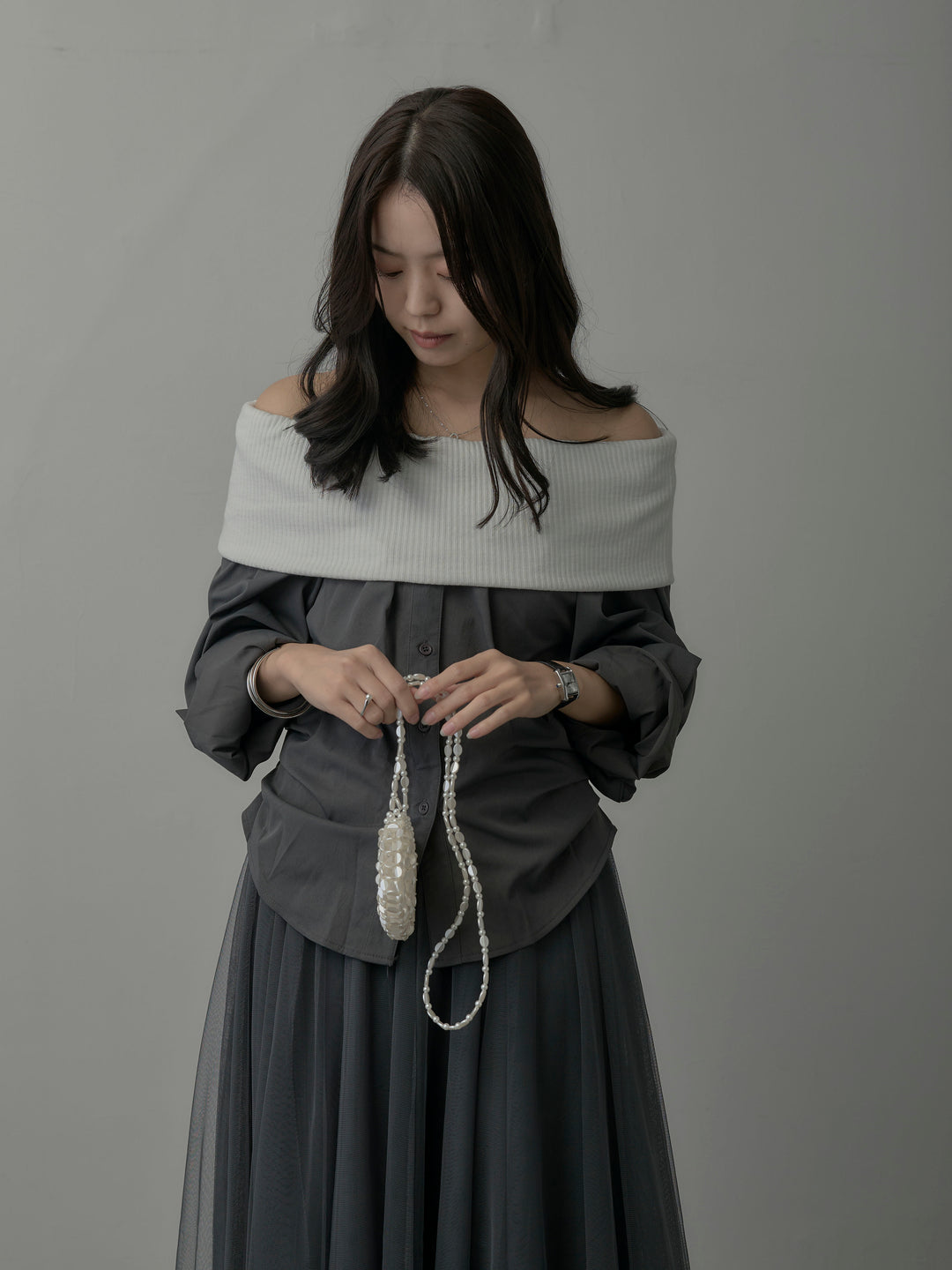 【SET】ニットシャツドッキングオフショルトップス+ボリュームチュールスカート(2set)