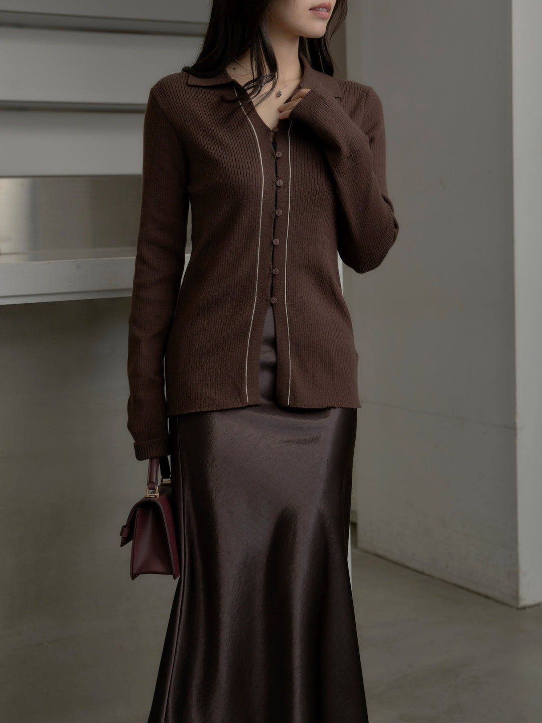 【SET】リブ配色ラインポロニットカーディガン+ナローAラインサテンスカート(2set)