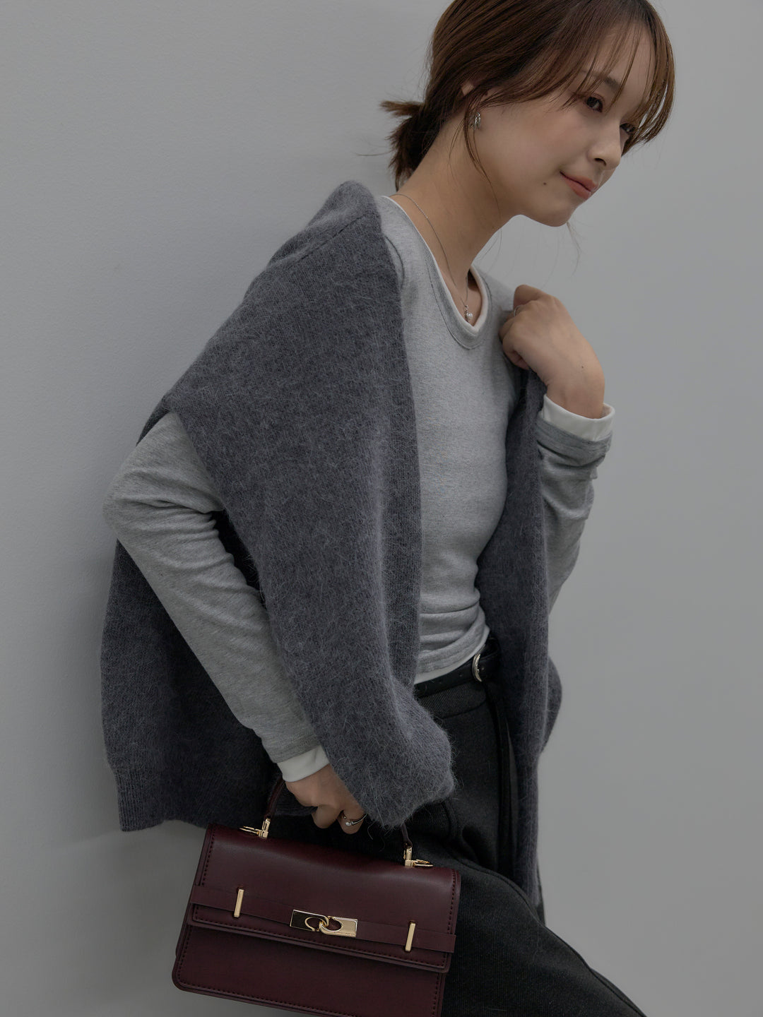 【SET】バイカラーレイヤードカットソー+カーブデザインスウェットライクパンツ(2set)