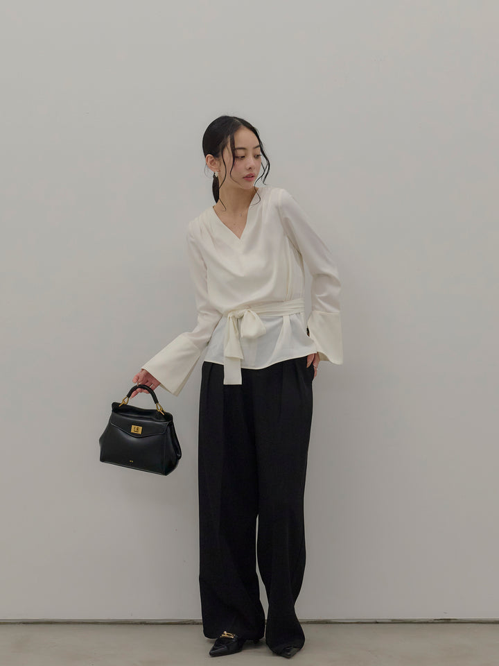 【Essential】2wayタイ付きベルスリーブサテンブラウス
