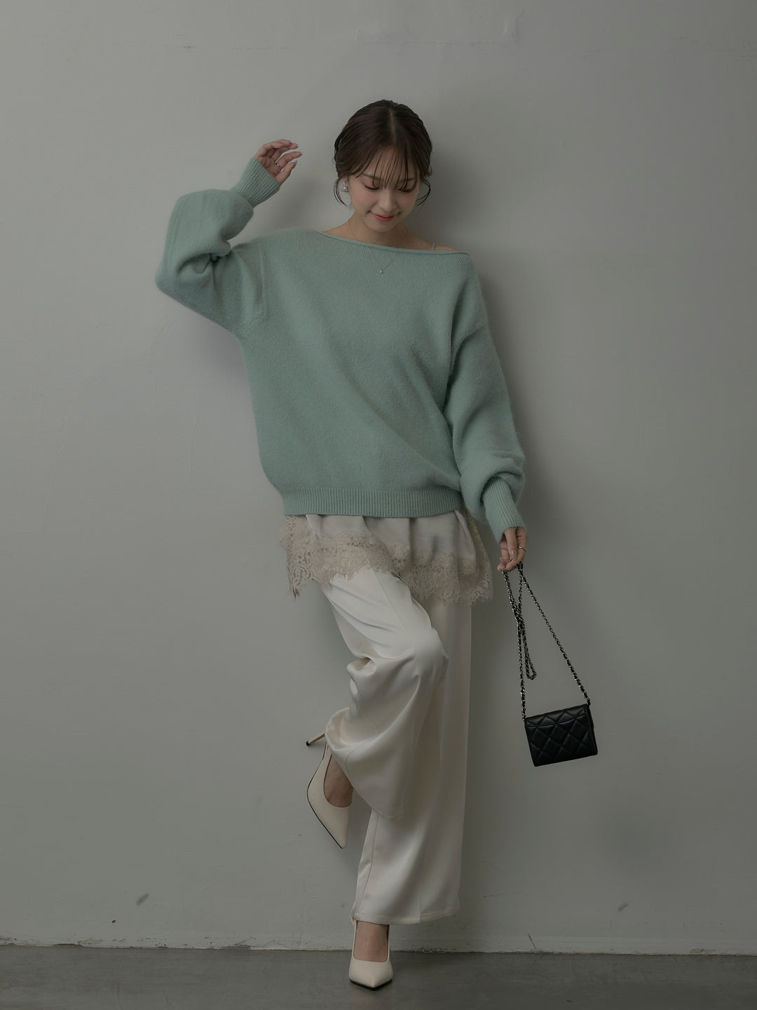 【SET】【premium touch】2wayショルダーニットプルオーバー+レースサテンキャミソール+【Essential】センタープレスサテンパンツ(3set)