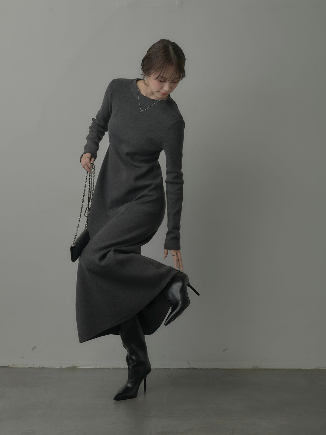 バックリボンニットロングワンピース