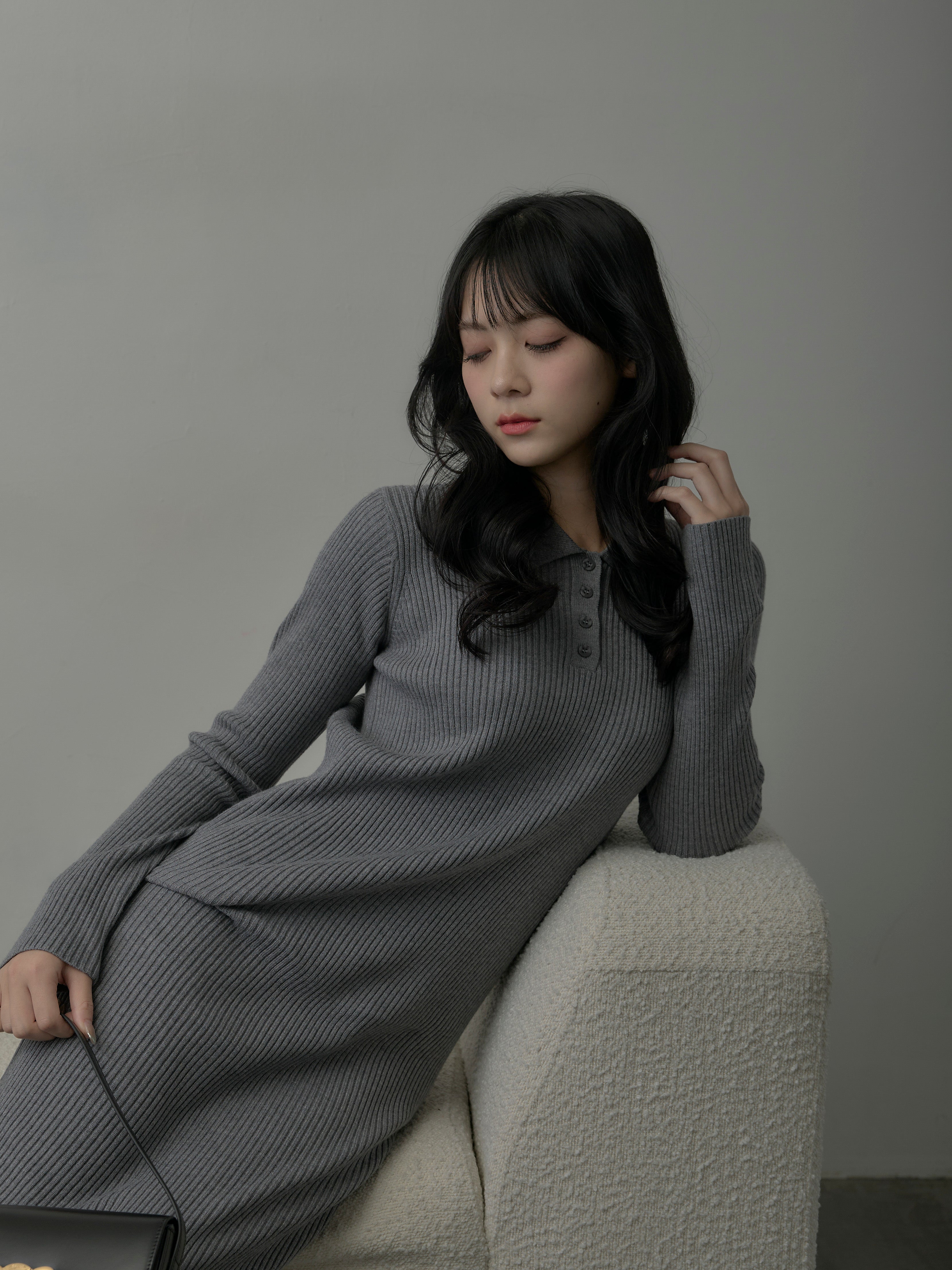 ポロ襟リブニットワンピース – nairo