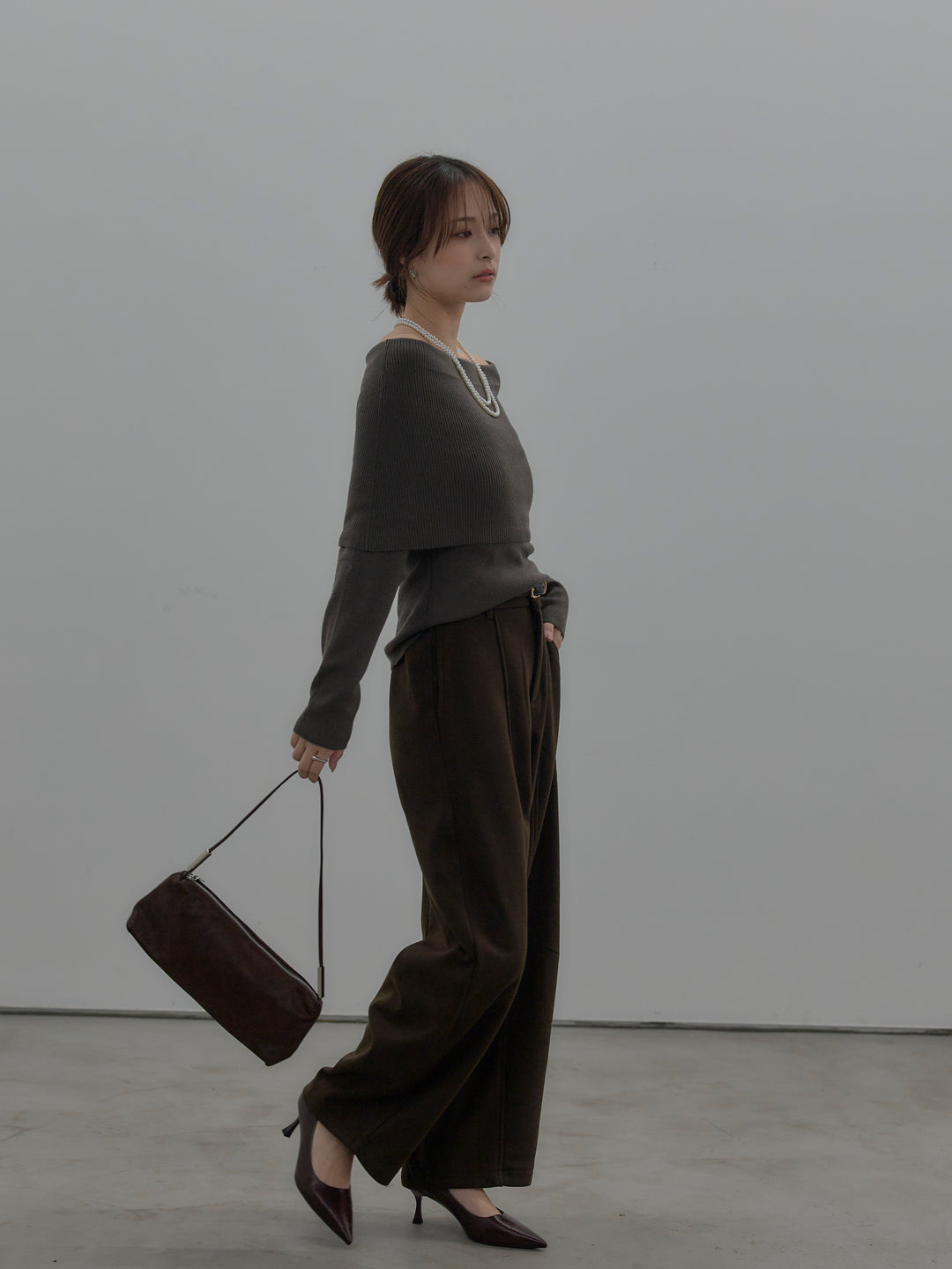 【SET】【premium touch】ソフトリブオフショルニットトップス+カーブデザインスウェットライクパンツ(2set)