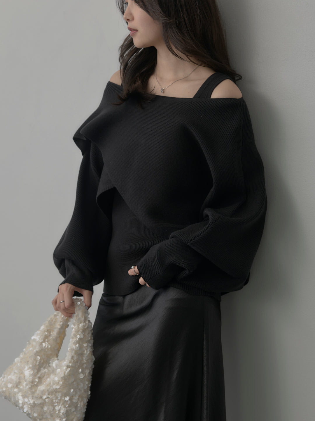 【SET】タンク付きクロスデザインニットプルオーバー+ナローAラインサテンスカート(2set)