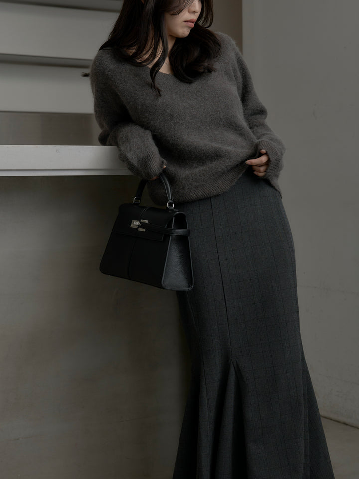 モヘアタッチVネックニットプルオーバー