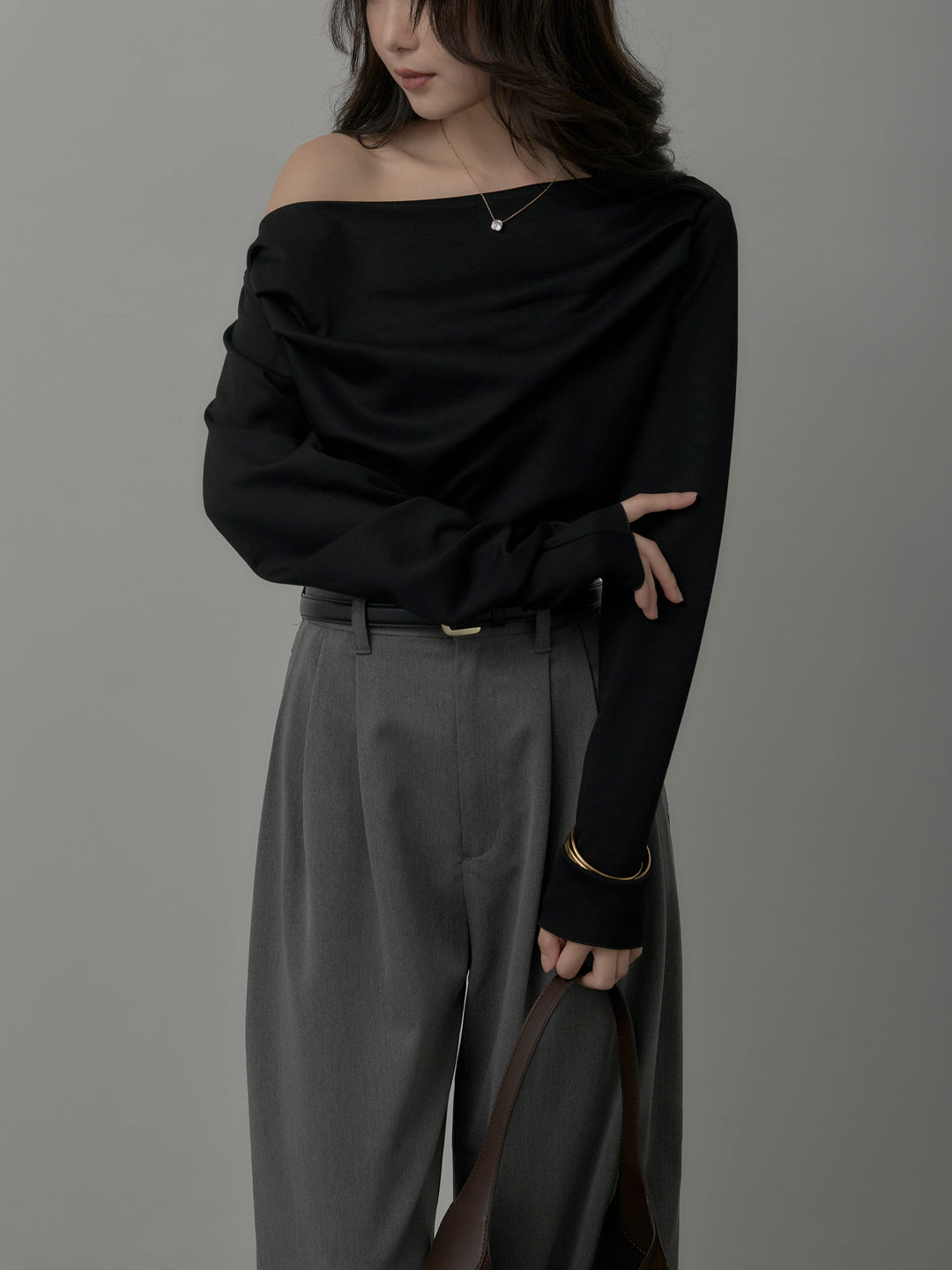 【SET】【Essential】2wayショルダードレープカットトップス+【Essential】３タックスラックス(2set)