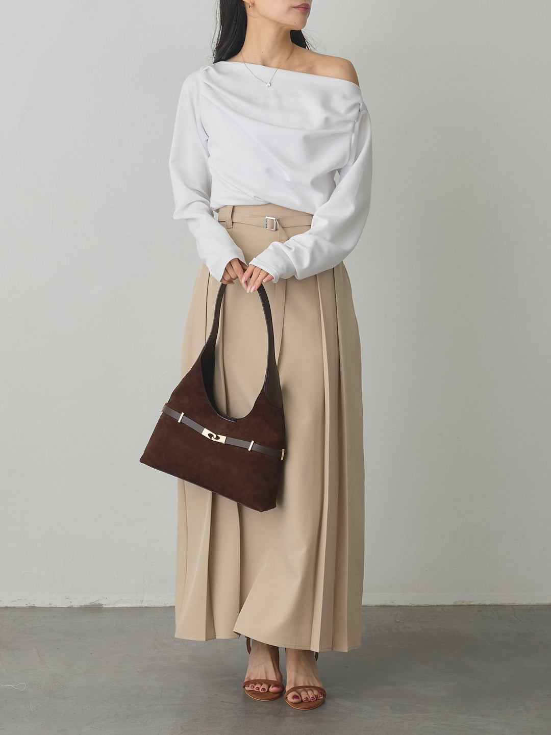 【SET】【Essential】2wayショルダードレープカットトップス+【Essential】ベルト付きサイドタックスカート(2set)