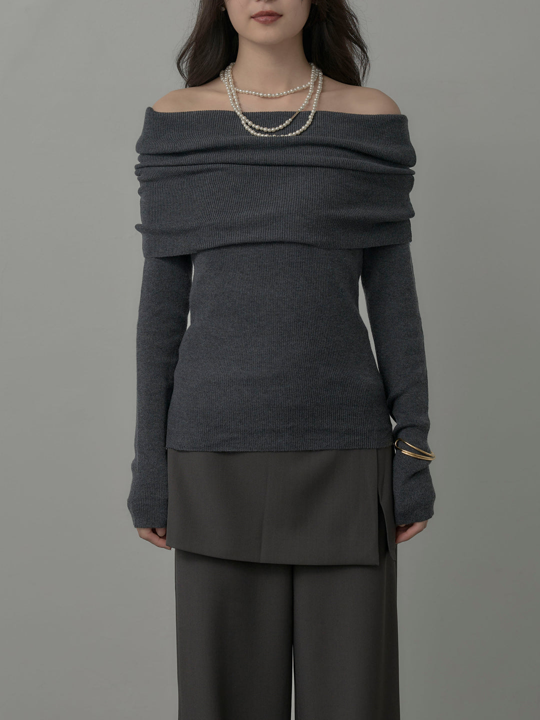 [予約]オフショルリブニットトップス