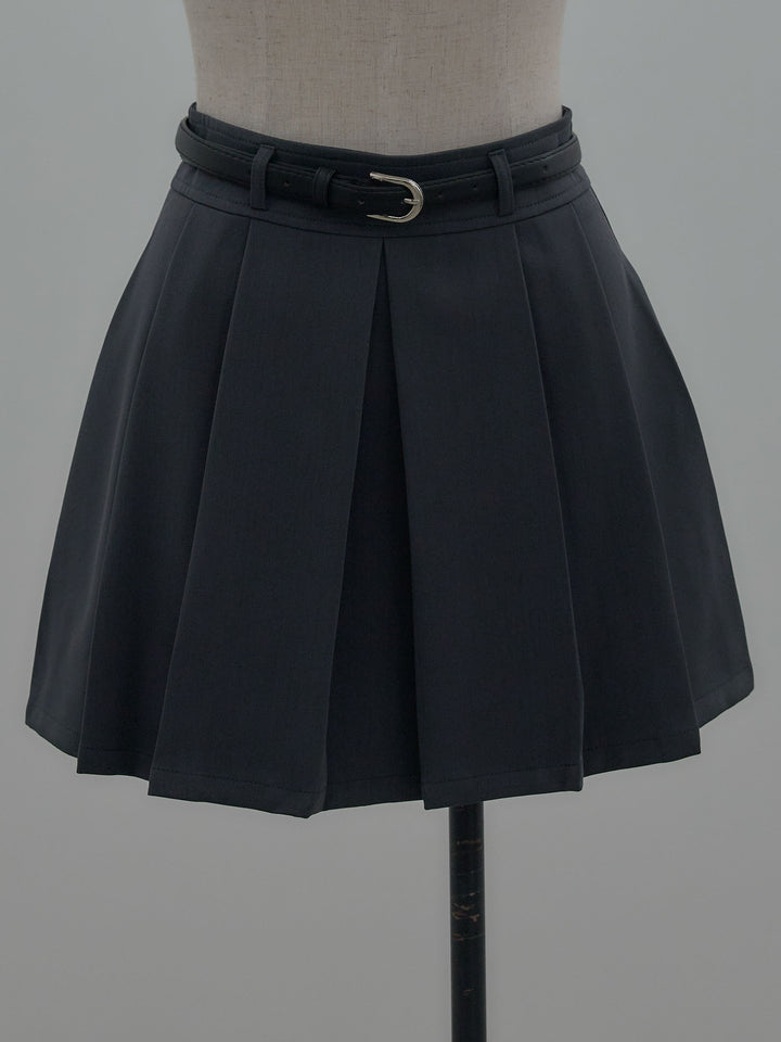 ベルト付きプリーツミニスカート