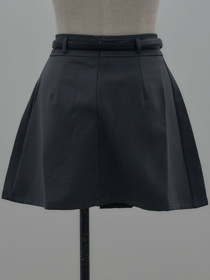 ベルト付きプリーツミニスカート