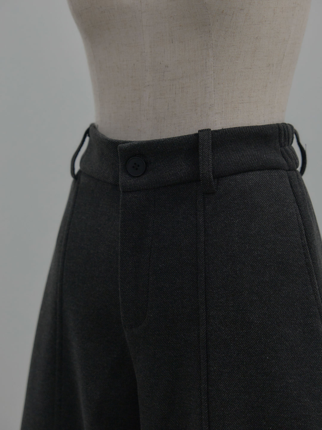 カーブデザインスウェットライクパンツ