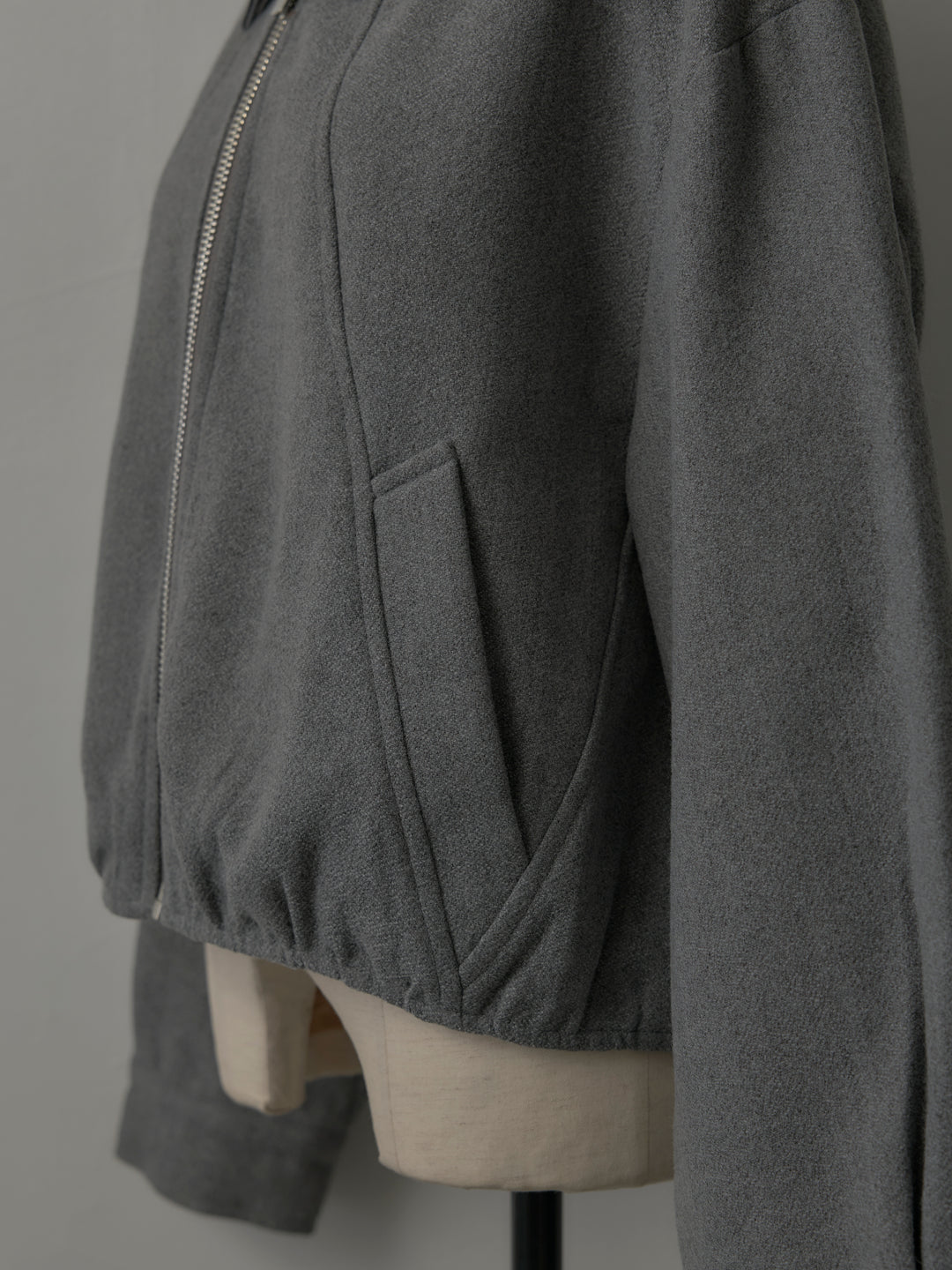 レザー襟ウール混ジップアウター