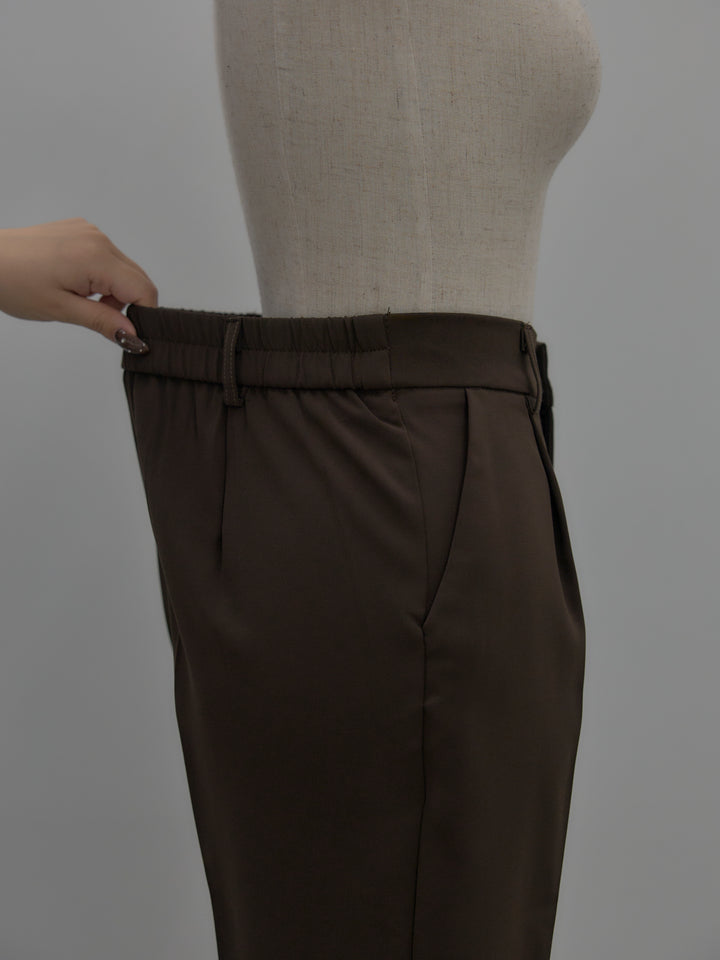 ベーシックテーパードパンツ