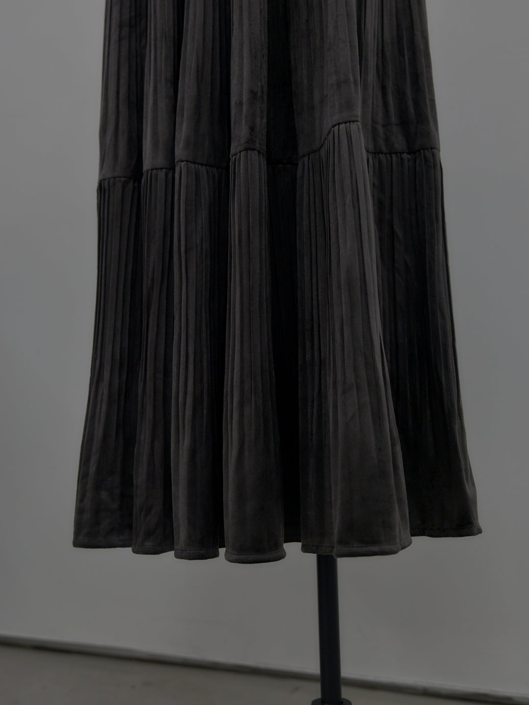ベロアプリーツティアードスカート