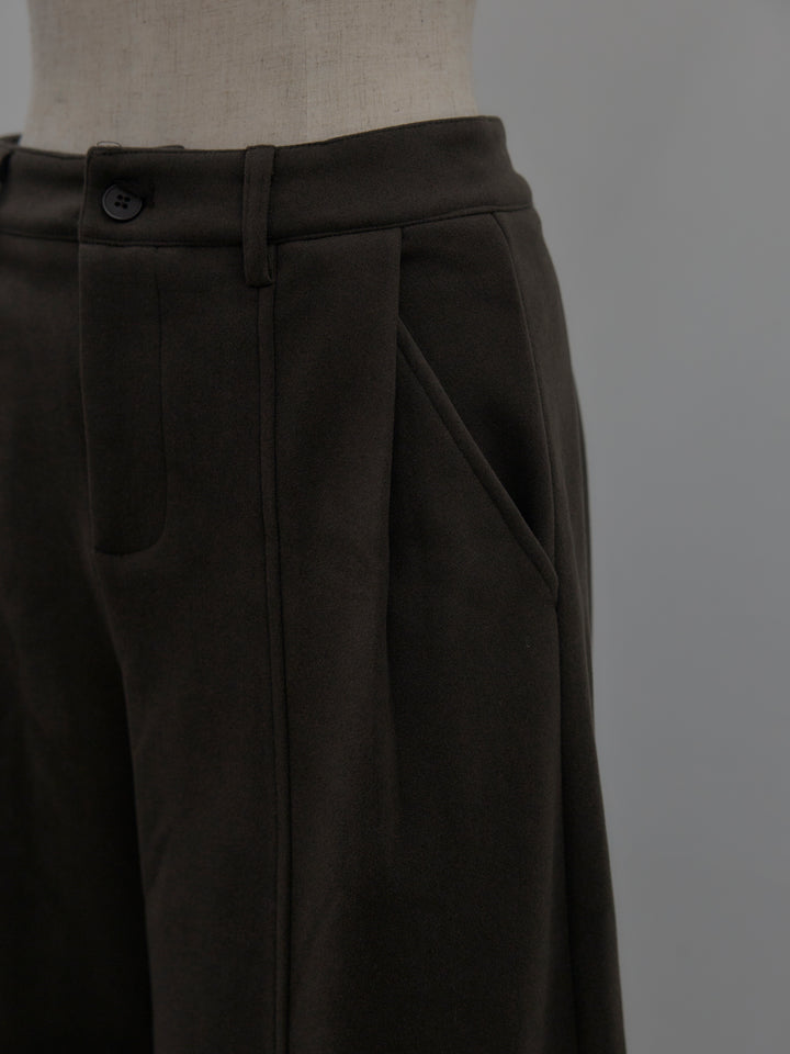 裏起毛センターシームタックワイドパンツ