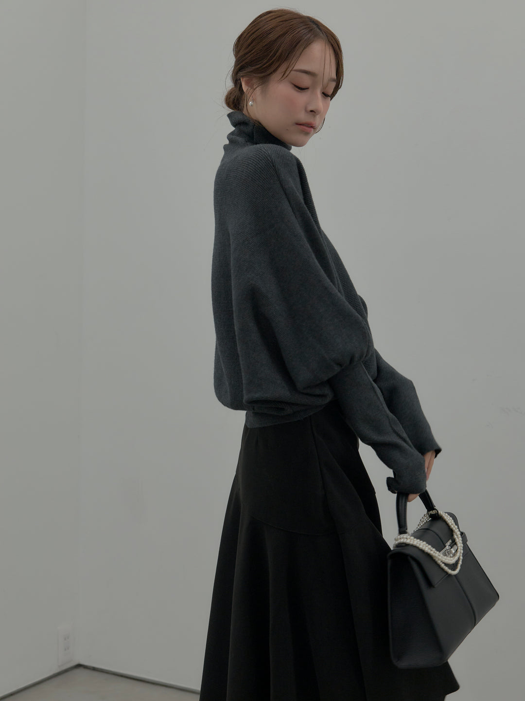 ドルマンハイネックニットトップス