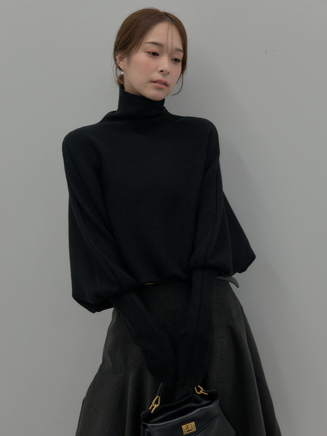 【SET】ドルマンハイネックニットトップス+ミディ丈アシンメトリーフレアスカート(2set)