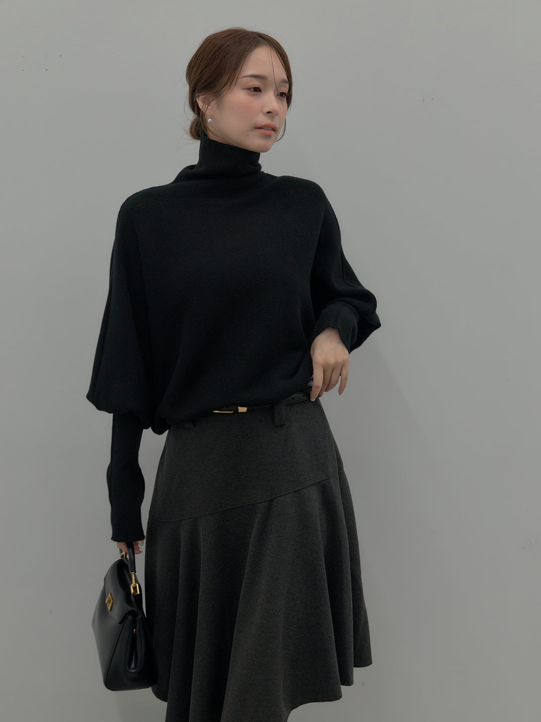 【SET】ドルマンハイネックニットトップス+ミディ丈アシンメトリーフレアスカート(2set)