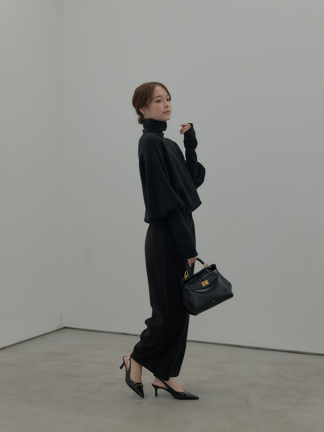 センタータックウールタッチパンツ