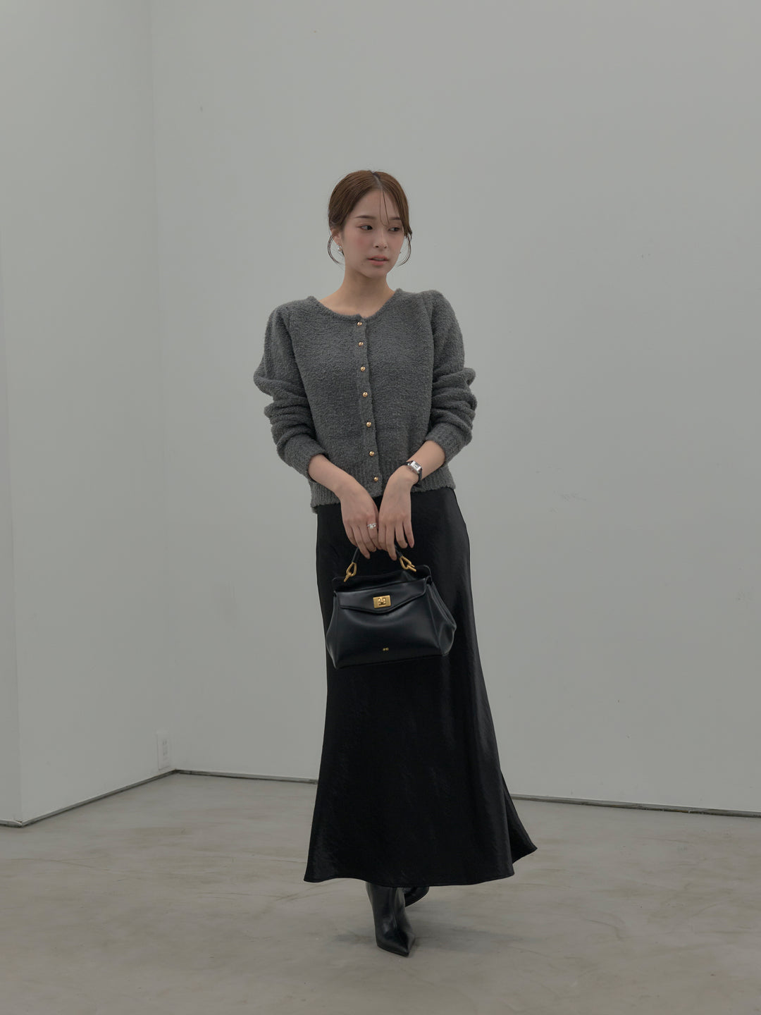 【SET】プードルニットパフスリーブカーディガン+ナローAラインサテンスカート(2set)