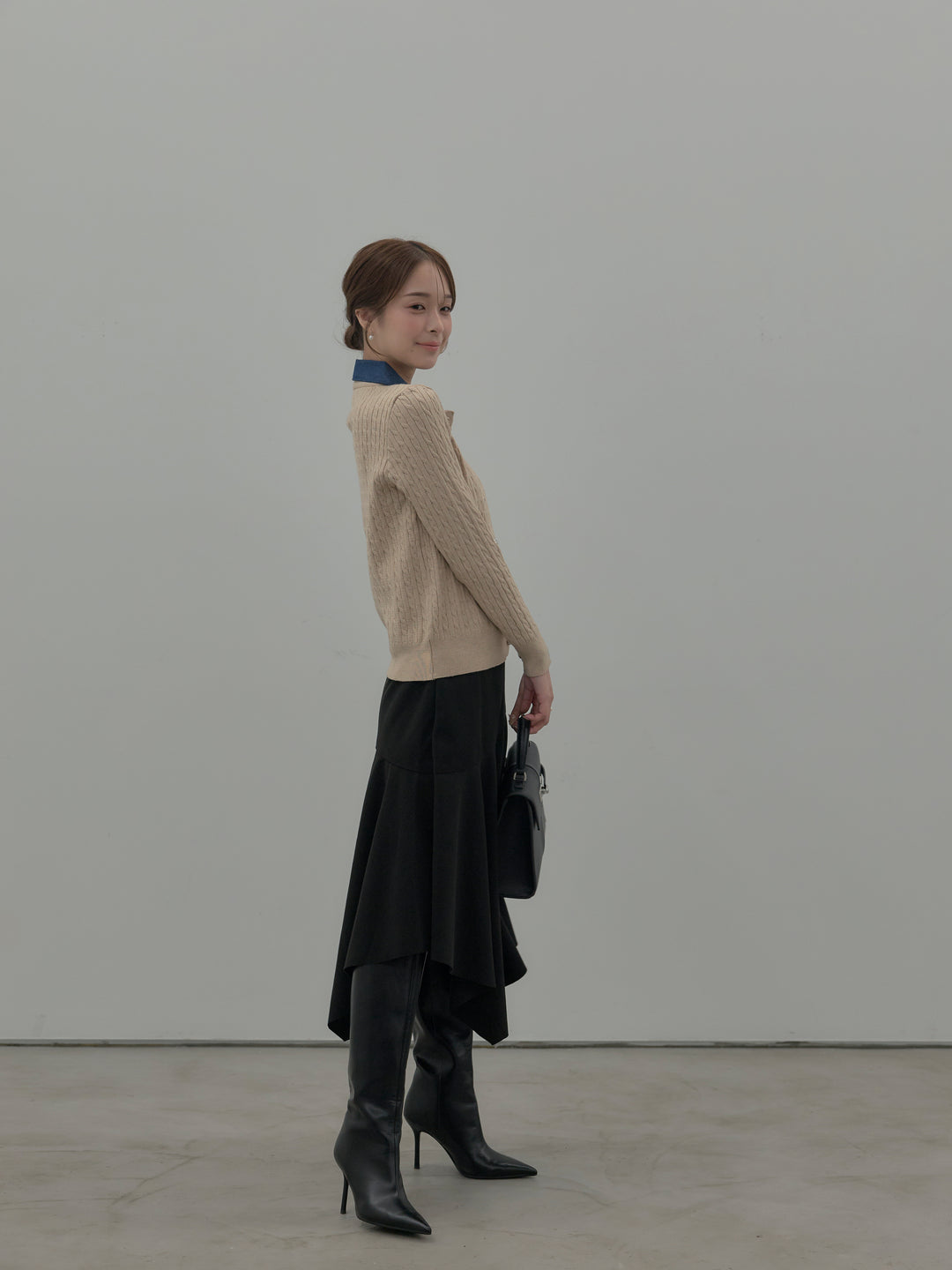 【SET】デニム襟アンティークボタンニットトップス+ミディ丈アシンメトリーフレアスカート(2set)