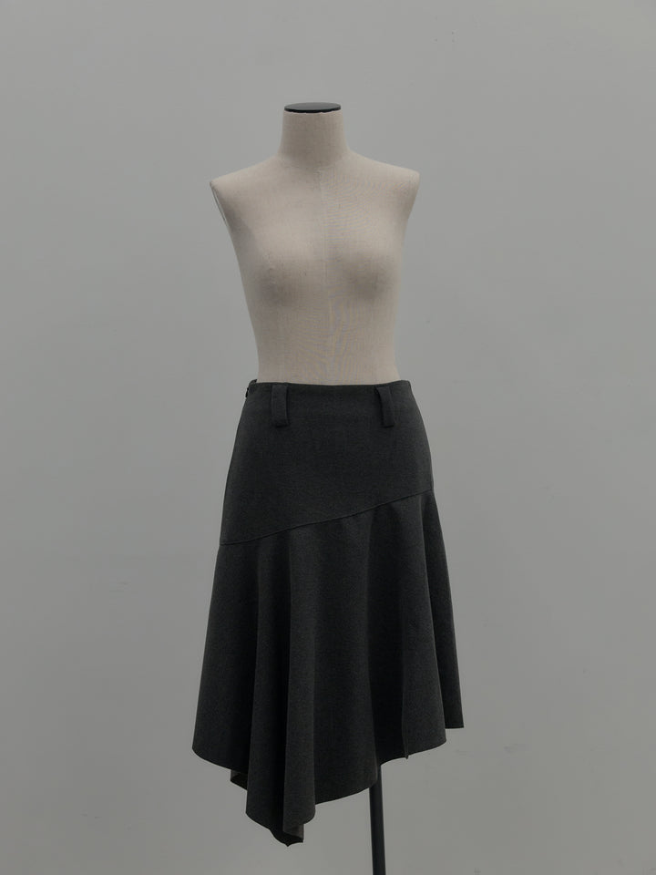 ミディ丈アシンメトリーフレアスカート