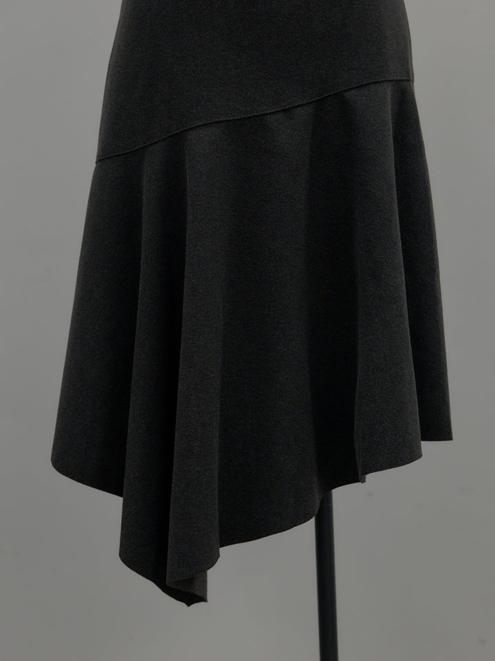 ミディ丈アシンメトリーフレアスカート