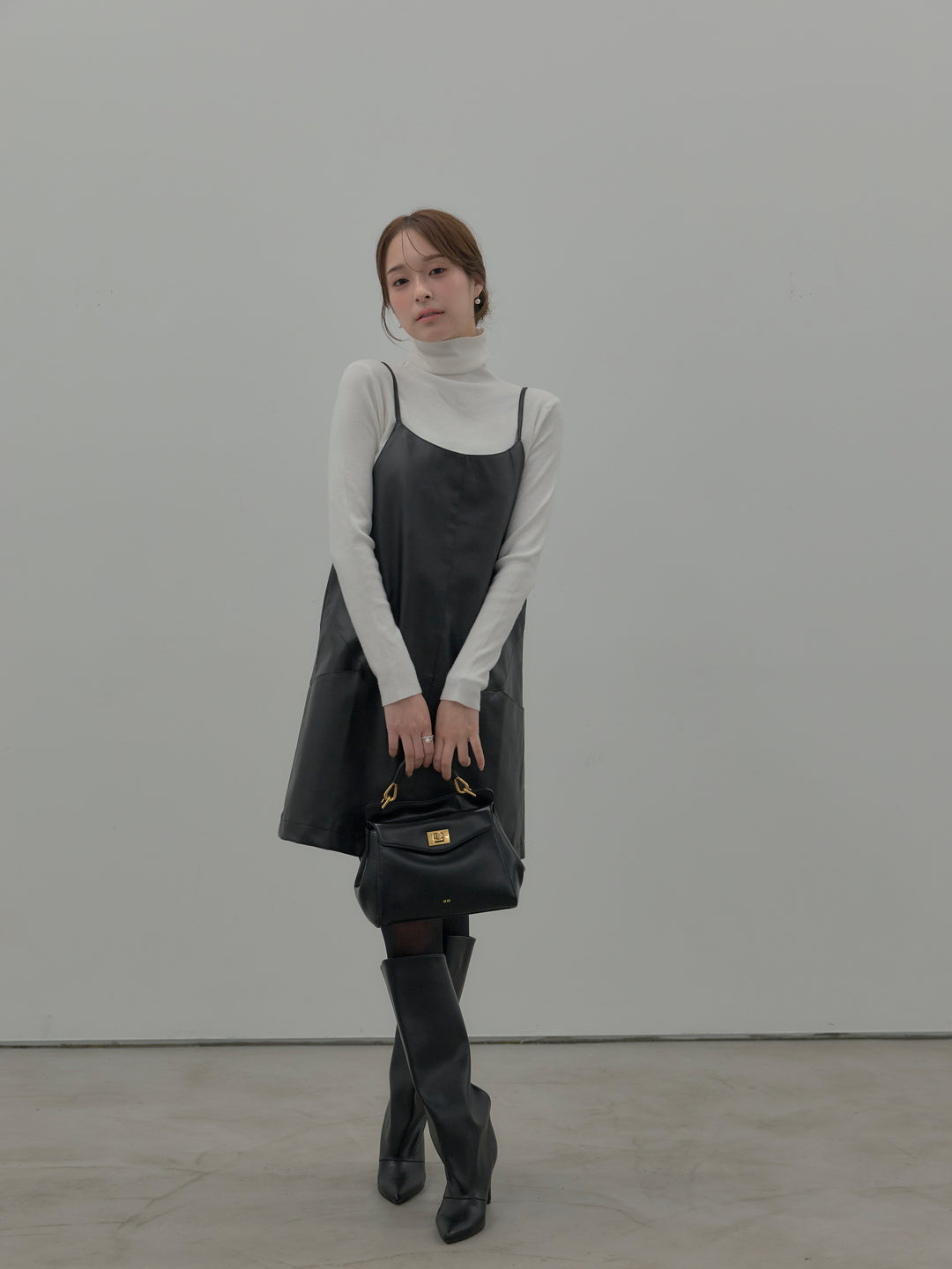 レザーキャミソールワンピース