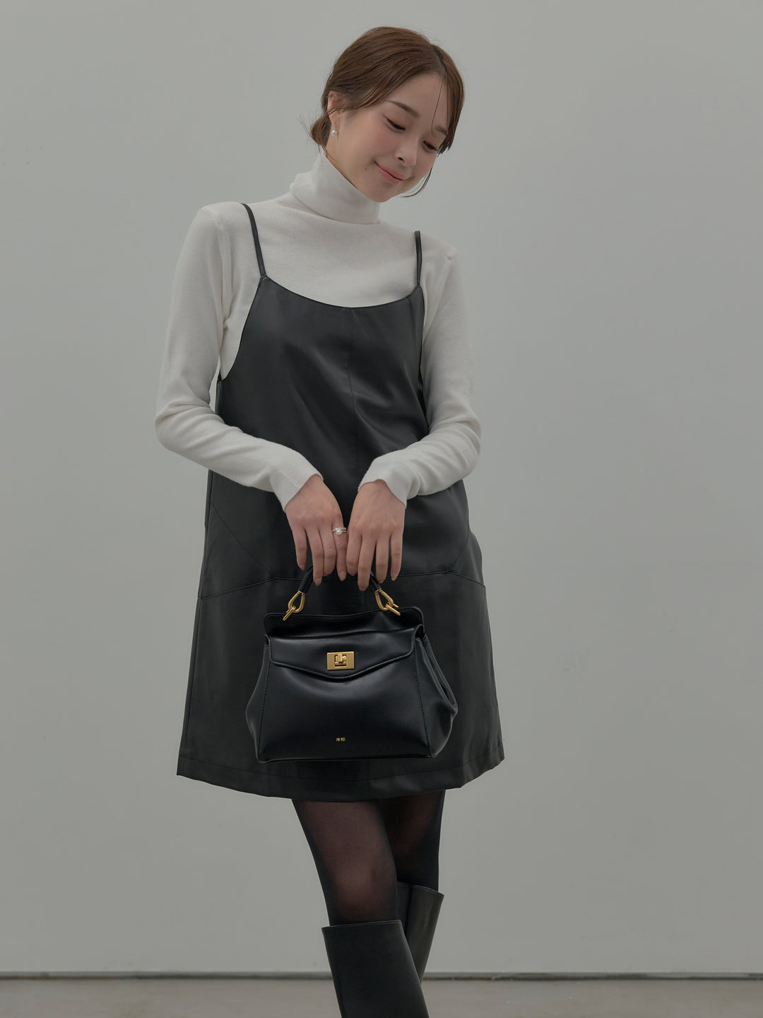 【SET】レザーキャミソールワンピース+ベーシックリブタートルネック(2set)