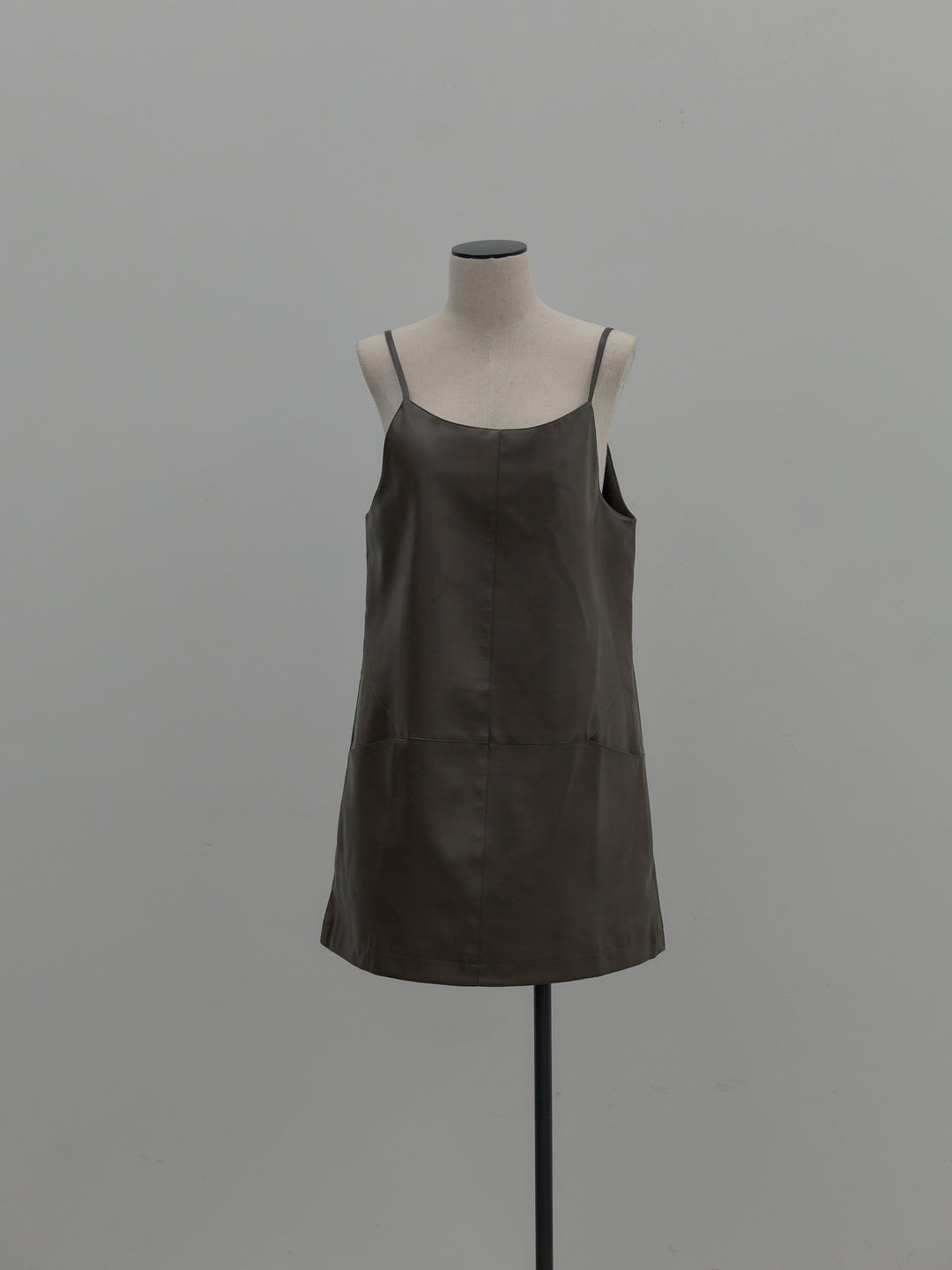 レザーキャミソールワンピース